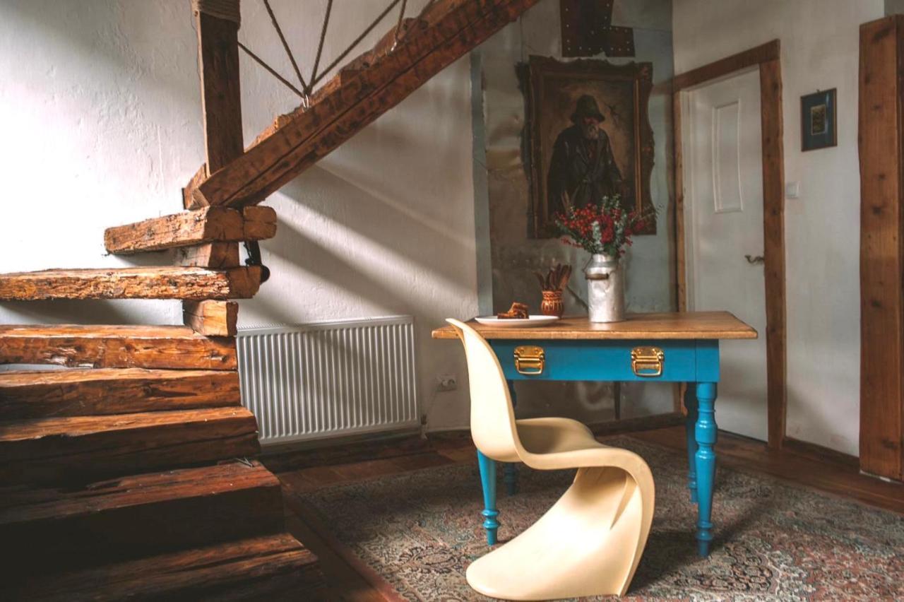 The House A La Cluj 빌라 외부 사진